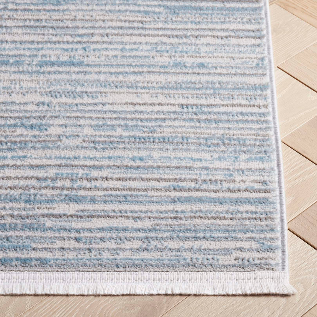 Safavieh Mila Mil224K Light Blue/Grey Rug.