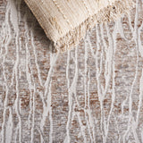 Safavieh Mila Mil232B Beige/Grey Rug.