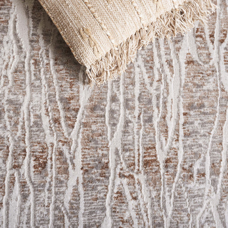 Safavieh Mila Mil232B Beige/Grey Rug.