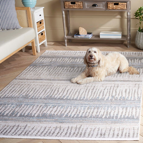 Safavieh Mila Mil234B Beige/Blue Rug.