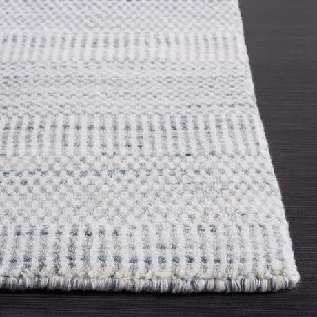 Safavieh Mirage Mir125F Light Grey/Ivory Rug.