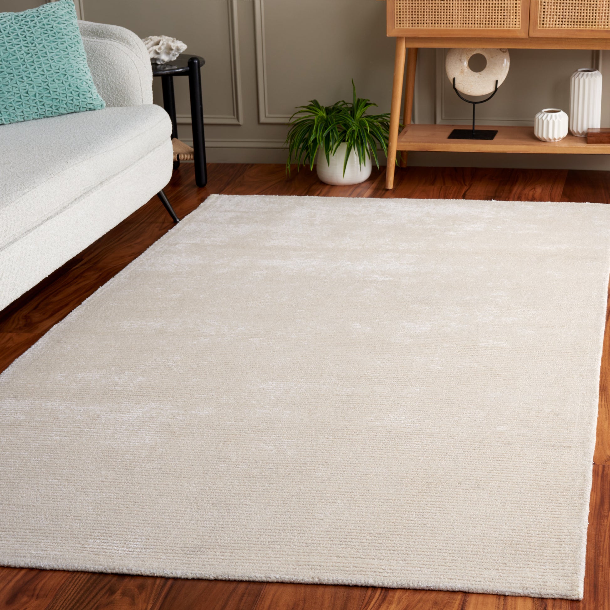 Safavieh Mirage Mir475A Ivory Area Rug