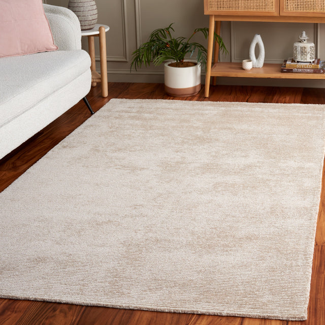 Safavieh Mirage Mir475B Beige Rug.