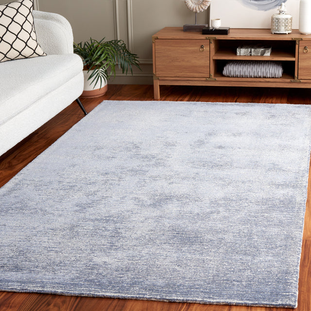 Safavieh Mirage Mir475L Light Blue Rug.