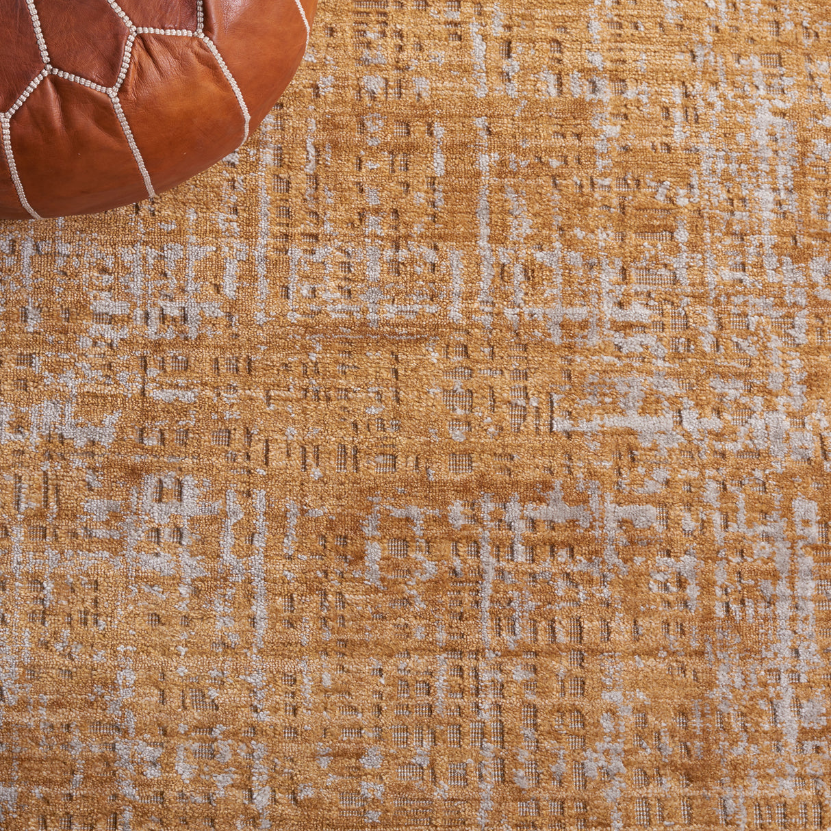 Safavieh Mirage Mir534D Grey/Gold Rug.