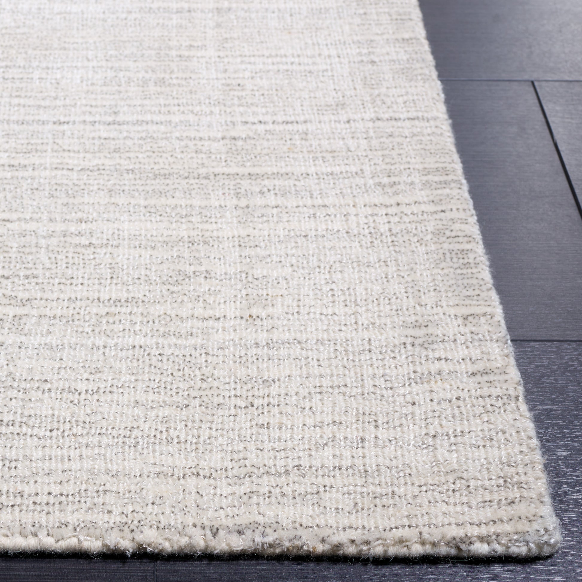 Safavieh Mirage Mir731A Ivory Area Rug