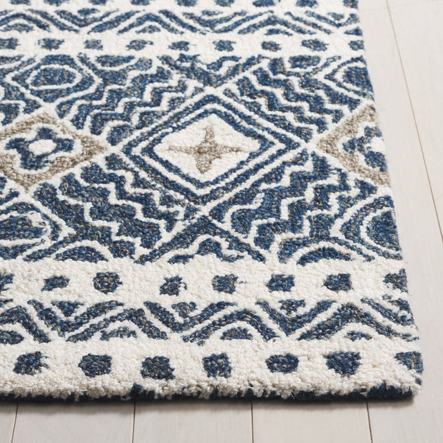 Safavieh Micro-Loop Mlp803N Navy/Ivory Rug.