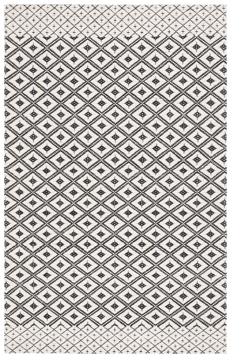 Safavieh Marbella Mrb455Z Black/Ivory Rug.