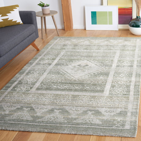 Safavieh Marquee Mrq108Y Green/Sage Rug.