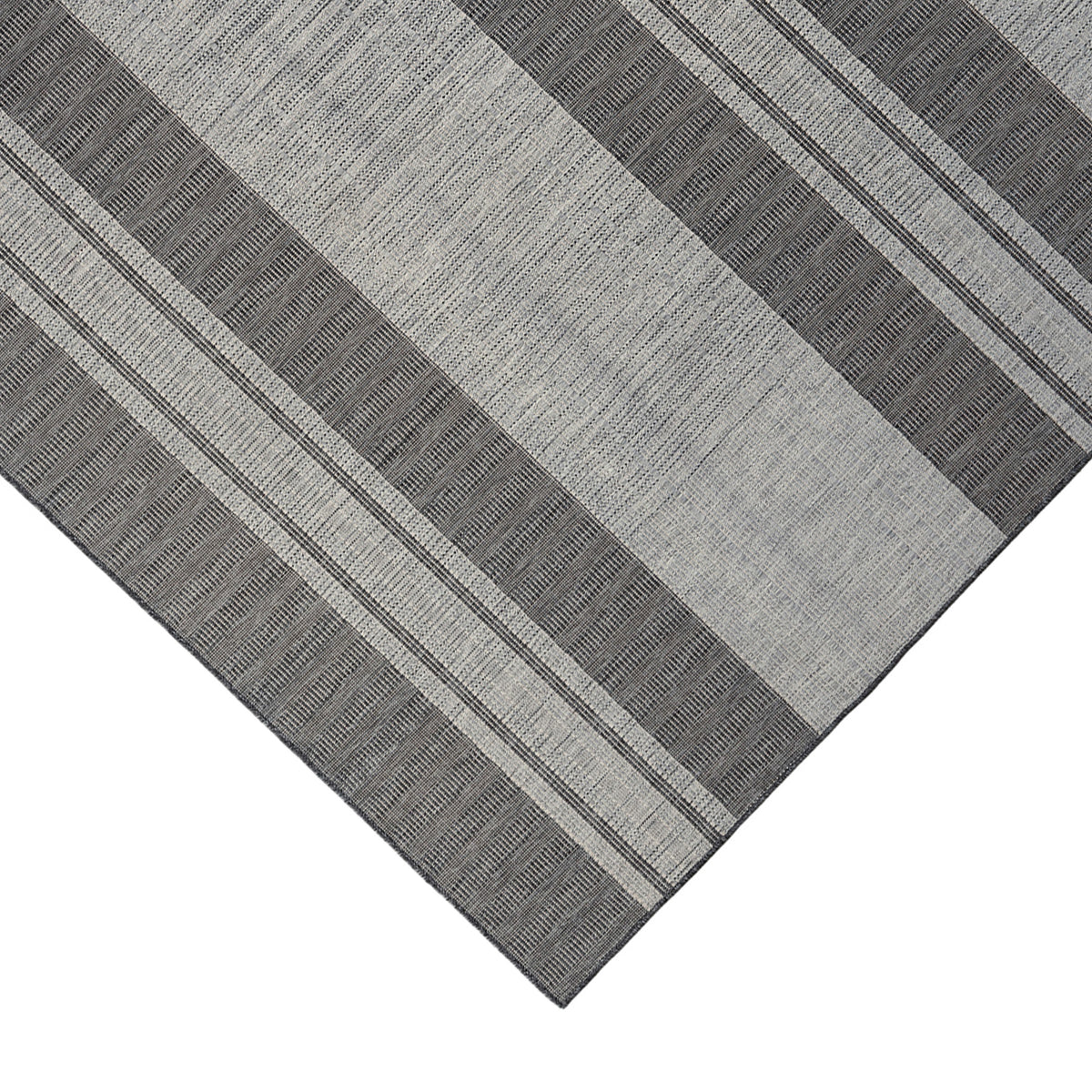 Amer Maryland MRY-7 Silver / Taupe Gray area rug - corner view