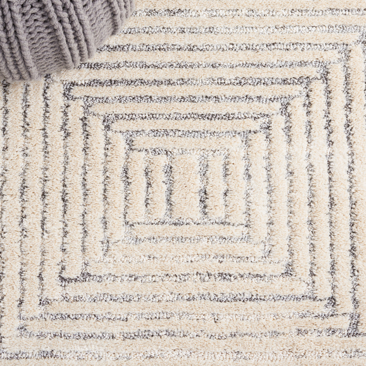 Safavieh Martha Stewart Lucia Shag Msr0756A Ivory/Grey Rug.