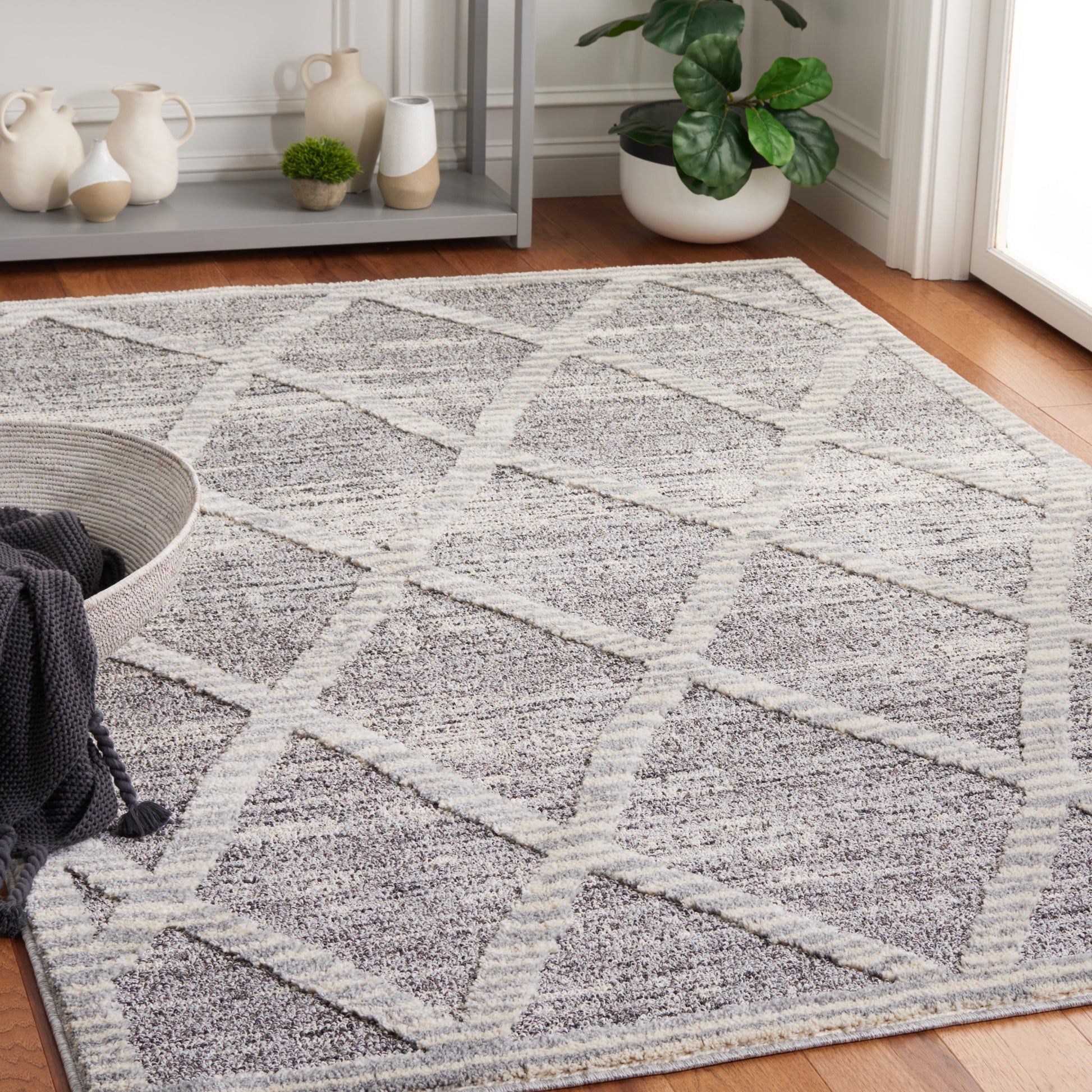 Safavieh Martha Stewart Lucia Shag Msr0757F Grey/Ivory Area Rug