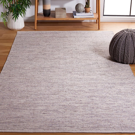 Safavieh Montauk Mtk701B Beige/Ivory Rug.