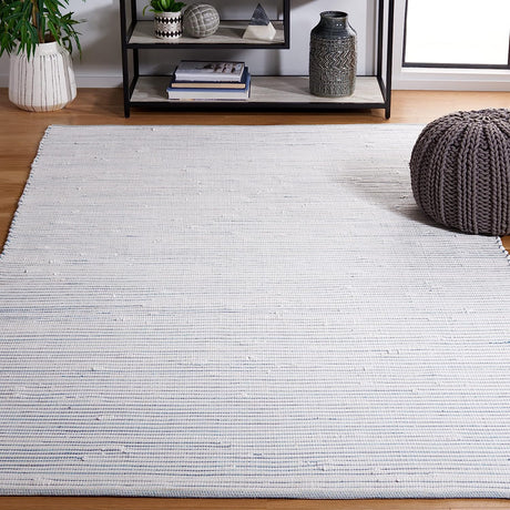 Safavieh Montauk Mtk703K Turquoise/Ivory Rug.