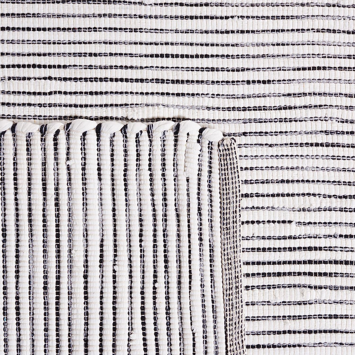 Safavieh Montauk Mtk703T Brown/Ivory Rug.