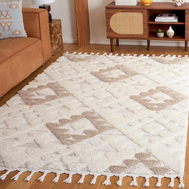 Safavieh Moroccan Tassel Shag Mts688B Ivory/Beige Rug.