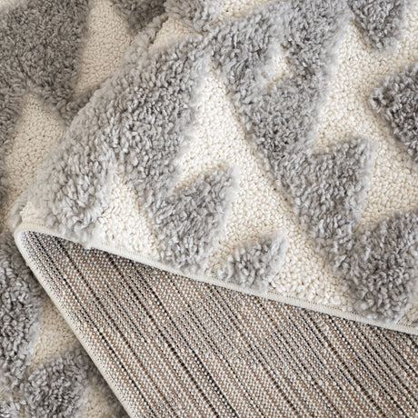 Safavieh Moroccan Tassel Shag Mts688G Grey/Ivory Rug.