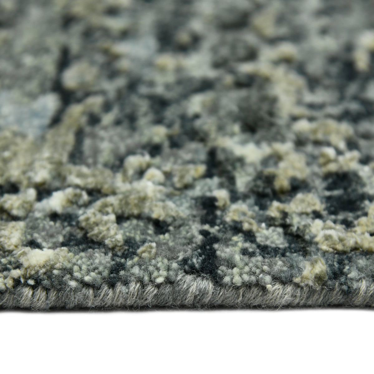 Amer Mystique MYS-23 Cool Gray area rug - profile view