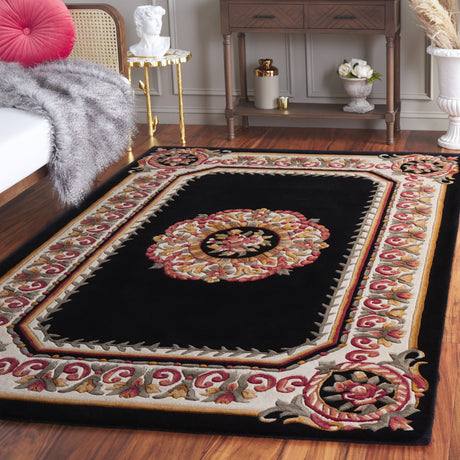 Safavieh Naples Na901Z Black/Ivory Rug.