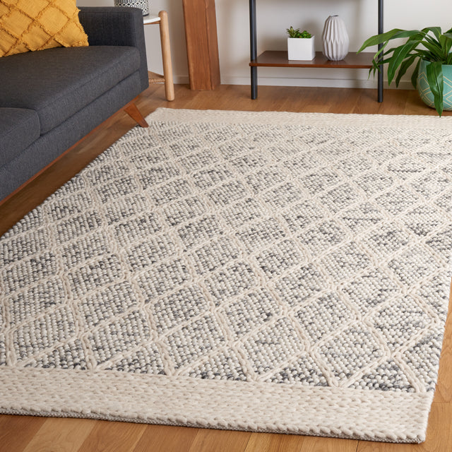 Safavieh Natura Nat131F Grey/Ivory Rug.