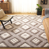 Safavieh Natura Nat203H Dark Grey/Ivory Rug.