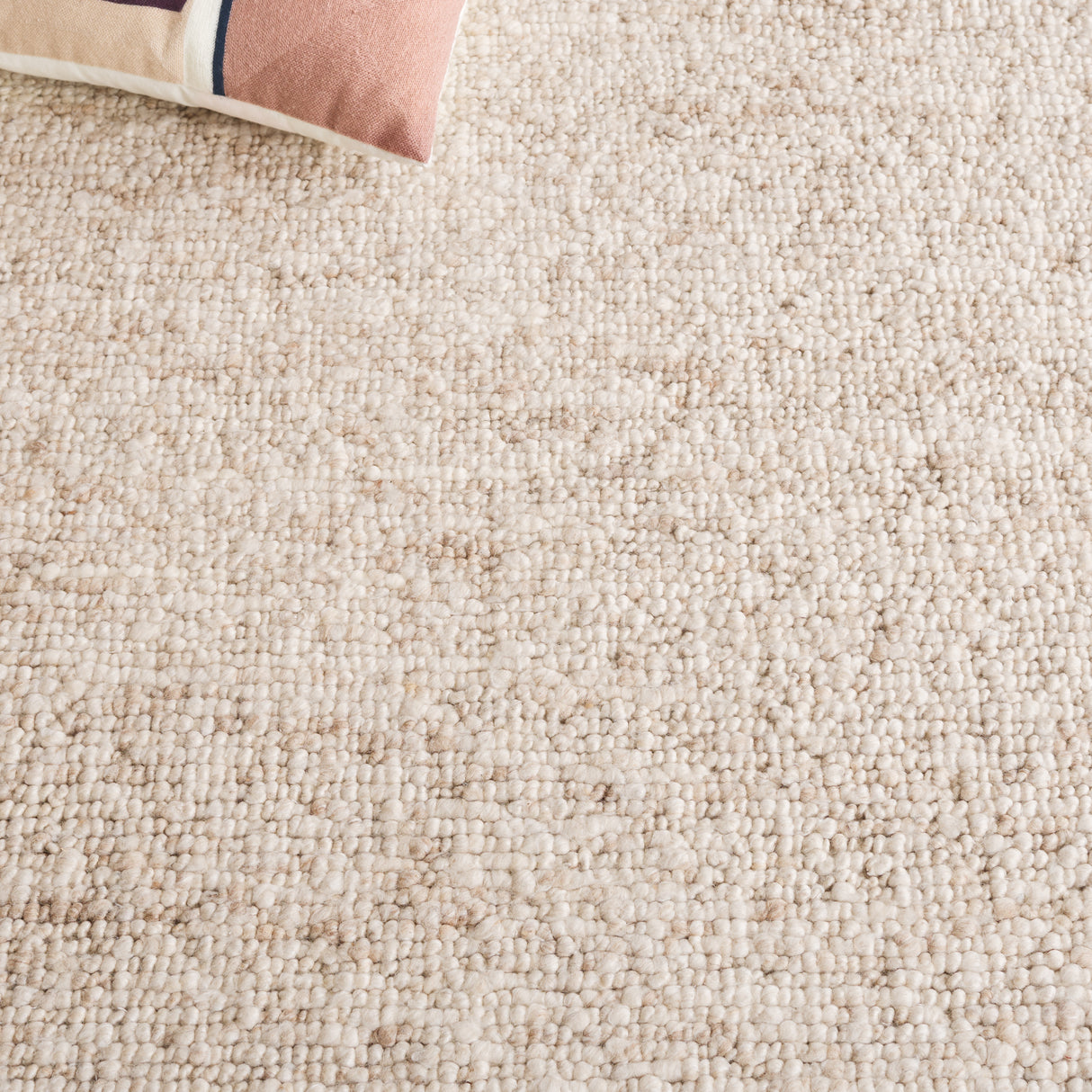 Safavieh Natura Nat257A Ivory/Beige Rug.