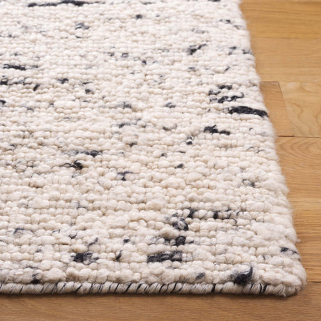 Safavieh Natura Nat257G Light Grey/Ivory Rug.