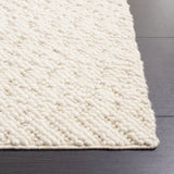 Safavieh Natura Nat621A Ivory Rug.