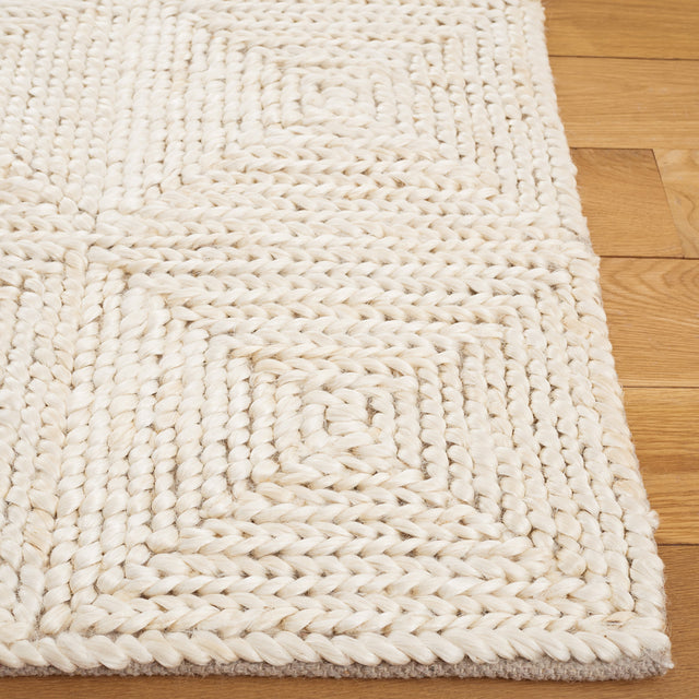 Safavieh Natural Fiber Nf517A Bleach/Ivory Rug.