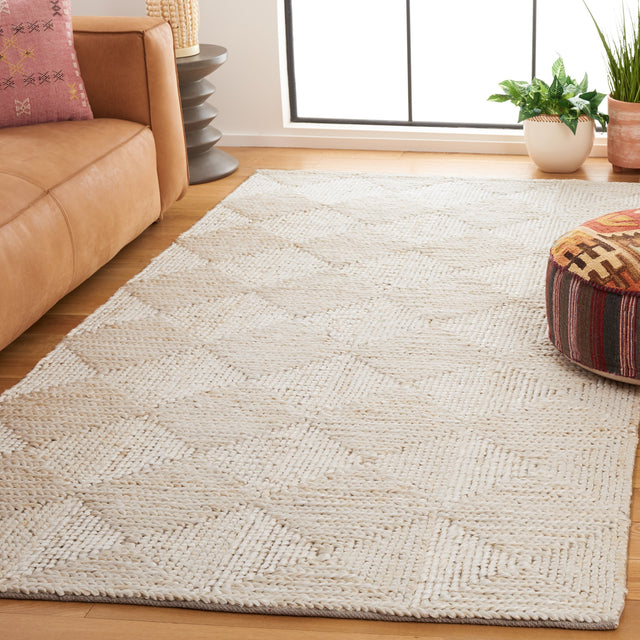 Safavieh Natural Fiber Nf517A Bleach/Ivory Rug.