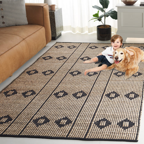 Safavieh Natural Fiber Nf898Z Natural/Black Rug.