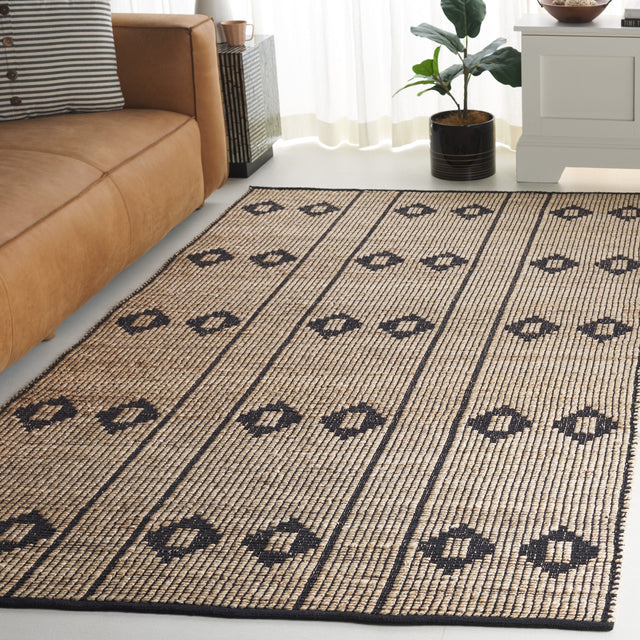 Safavieh Natural Fiber Nf898Z Natural/Black Rug.