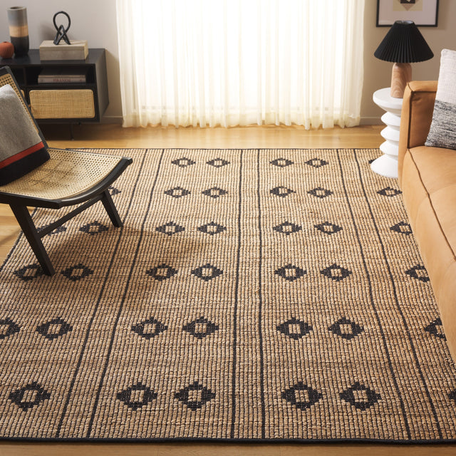 Safavieh Natural Fiber Nf898Z Natural/Black Rug.