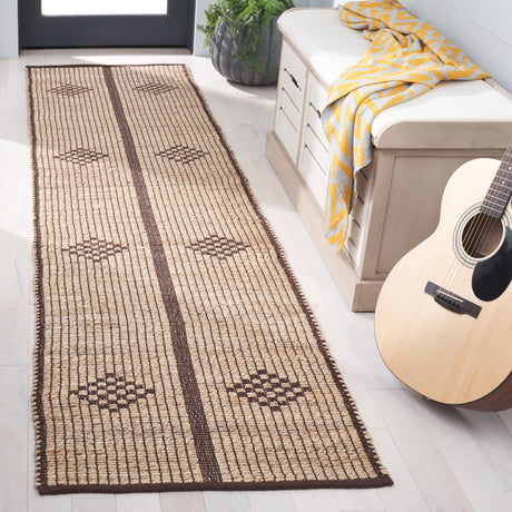 Safavieh Natural Fiber Nf899A Natural/Brown Rug.