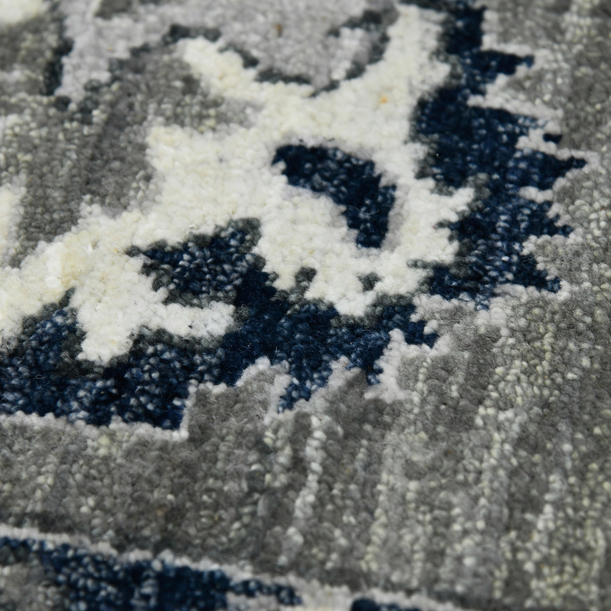 Amer Nuit Arabe NUI-20 Blue Sapphire area rug - close-up view