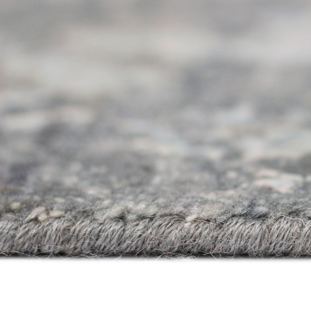 Amer Nuit Arabe NUI-22 Silver Sand area rug - profile view