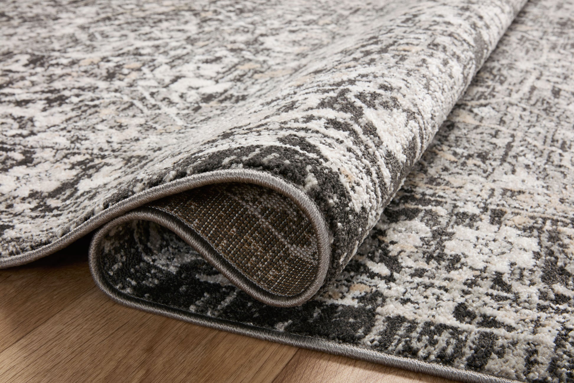 Loloi Odette Odt-01 Charcoal/Silver Area Rug