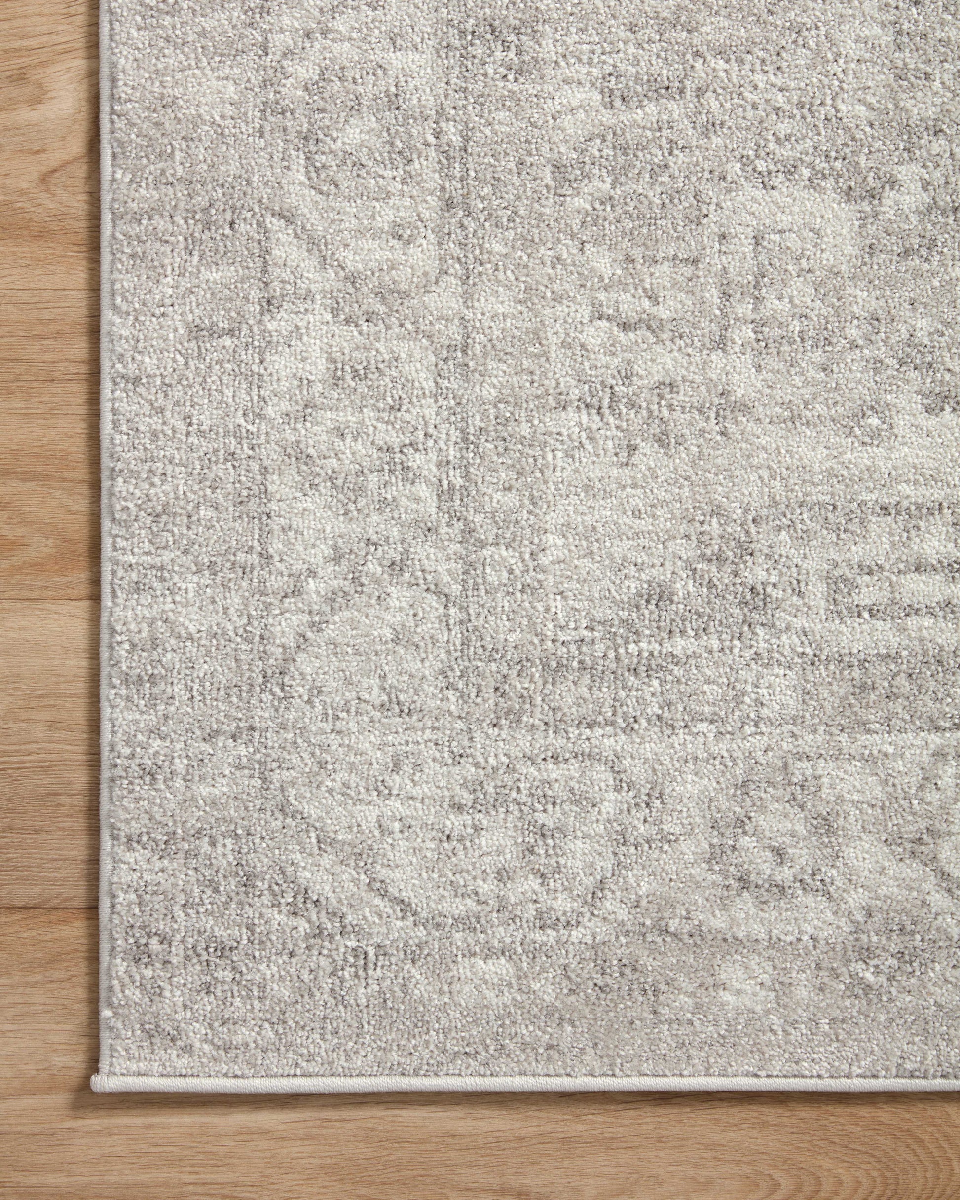 Loloi Odette Odt-02 Silver/Ivory Area Rug