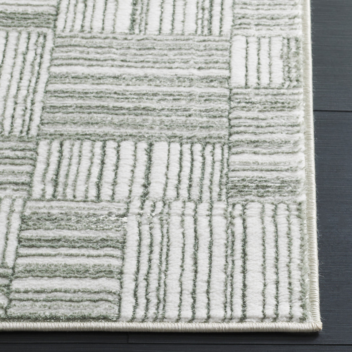 Safavieh Orchard Orc214Y Green/Ivory Rug.