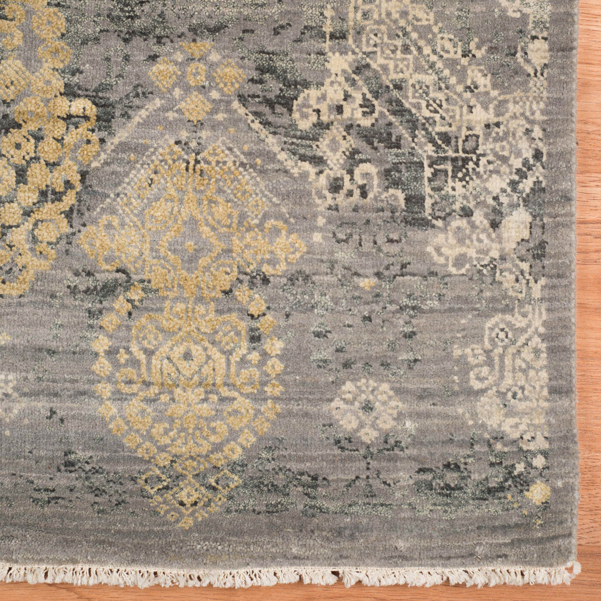 Amer Pearl PEA-9 Silver Sand area rug - corner view