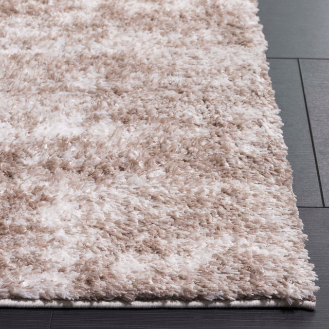 Safavieh Penelope Shag Pnl520E Taupe/Ivory Rug.