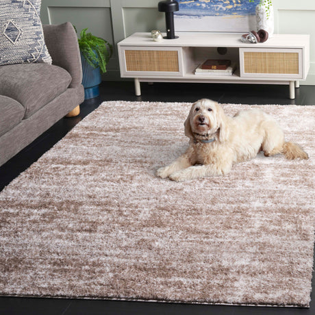 Safavieh Penelope Shag Pnl520E Taupe/Ivory Rug.