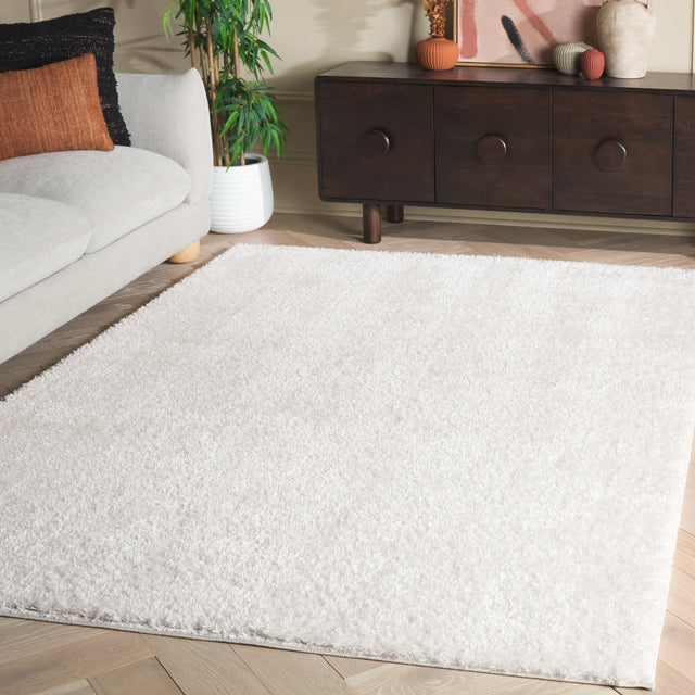 Safavieh Penelope Shag Pnl540A Ivory Rug.