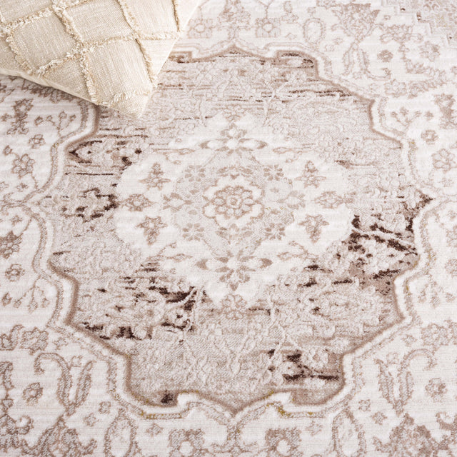 Safavieh Prestige Pte102A Ivory/Beige Rug.