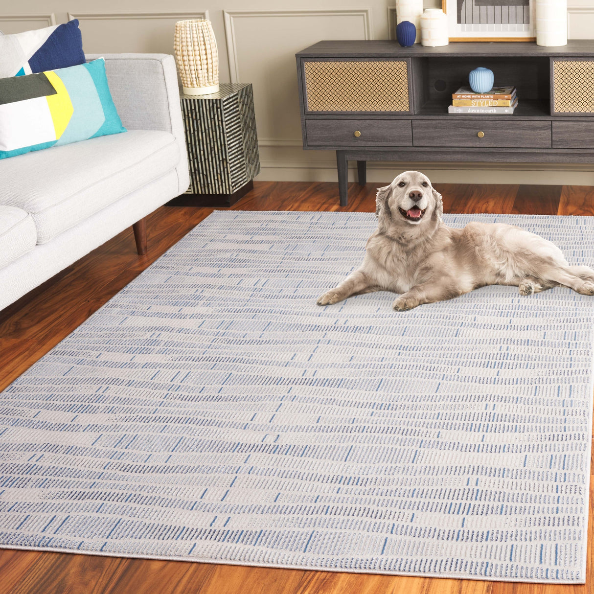 Safavieh Prestige Pte116B Beige/Blue Rug.