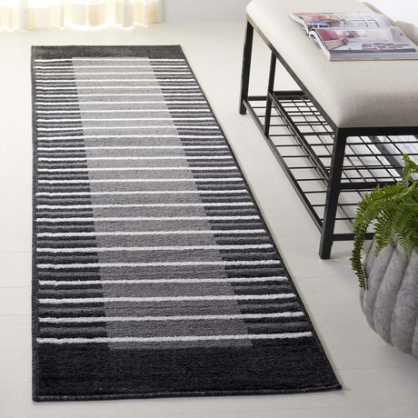 Safavieh Pyramid Pyr232H Grey/Ivory Black Rug.