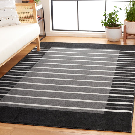 Safavieh Pyramid Pyr232H Grey/Ivory Black Rug.