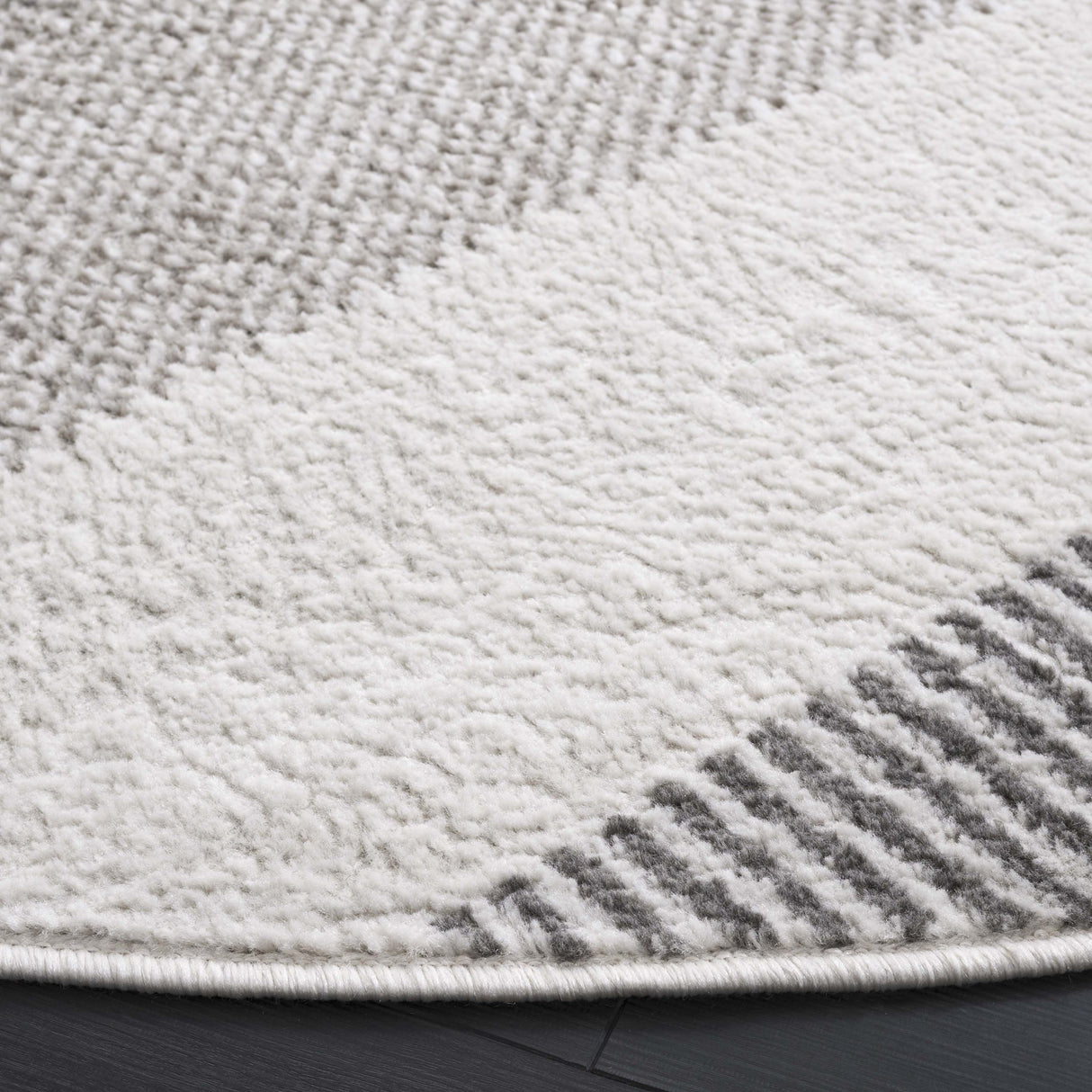 Safavieh Pyramid Pyr244A Ivory/Grey Rug.