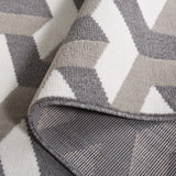 Safavieh Pyramid Pyr246F Grey/Ivory Rug.
