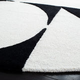 Safavieh Rodeo Drive Rd857A Ivory/Black Rug.